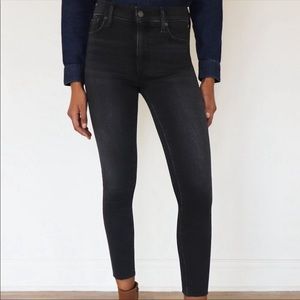 Aritzia Denim Forum Nico Mid Rise Skinny Crop Jeans